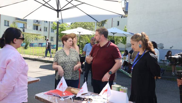 4 ივნისს კოლეჯმა მონაწილეობა მიიღო ეკო-ფესტივალში “მწვანე მომავალი ჩვენი ეზოდან იწყება”.